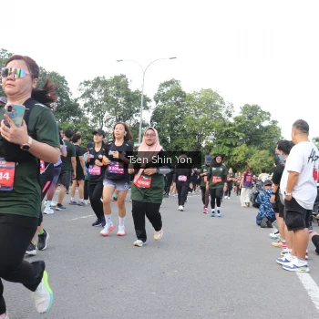 Runner Photo 3876944