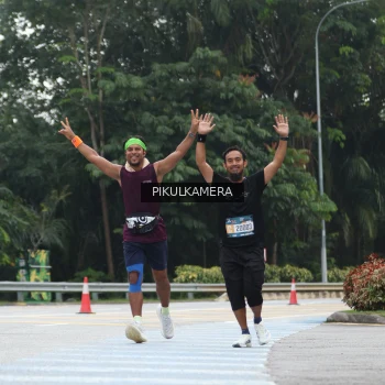 Runner Photo 3877002
