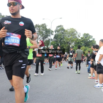 Runner Photo 3877189