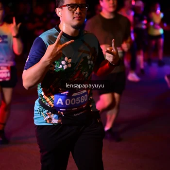 Runner Photo 3877243