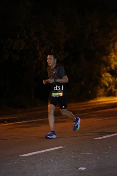 Runner Photo 3877285