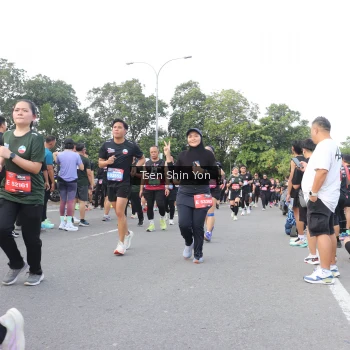 Runner Photo 3877318