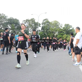 Runner Photo 3877330