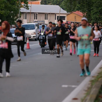 Runner Photo 3877390