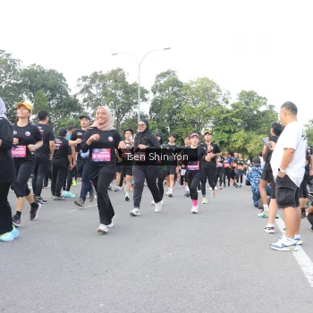 Runner Photo 3877397