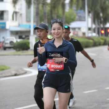 Runner Photo 3877423