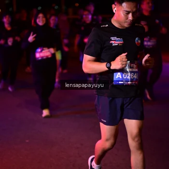 Runner Photo 3877475