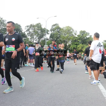 Runner Photo 3877493