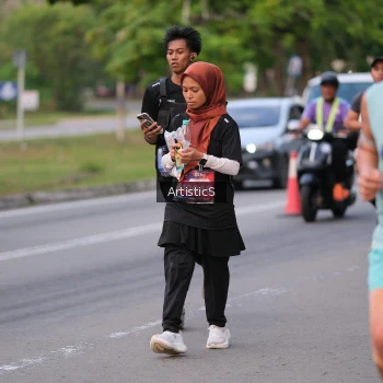 Runner Photo 3877504