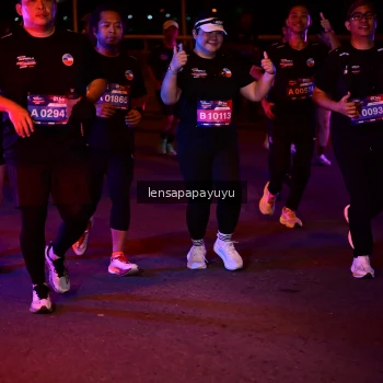Runner Photo 3877530