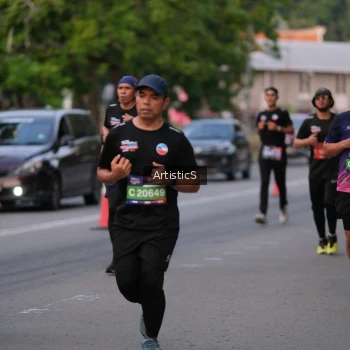 Runner Photo 3877610