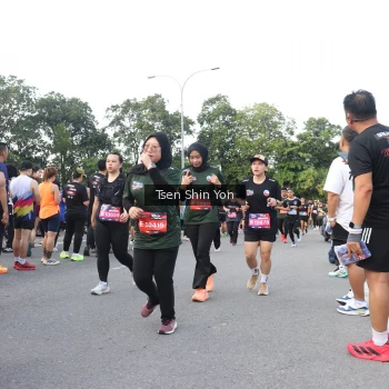Runner Photo 3877643