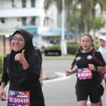 Runner Photo 3877656