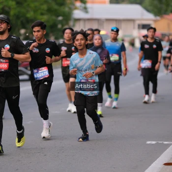 Runner Photo 3877689