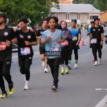 Runner Photo 3877699
