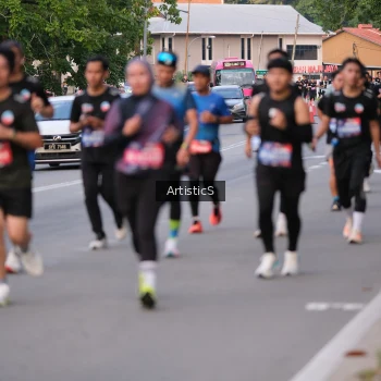 Runner Photo 3877779