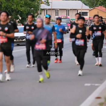 Runner Photo 3877780