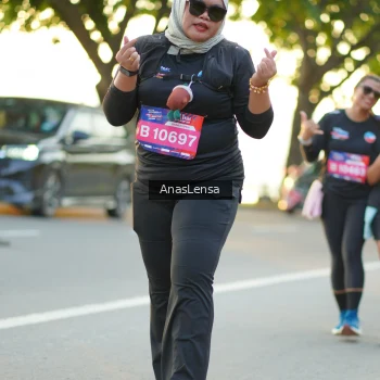 Runner Photo 3877859