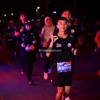 Runner Photo 3877877