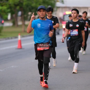Runner Photo 3877934