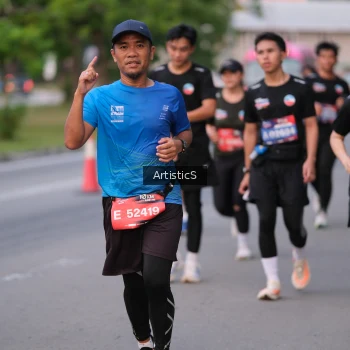 Runner Photo 3877978