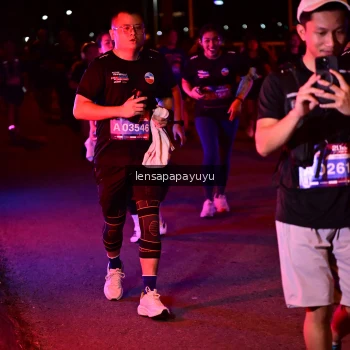 Runner Photo 3878375