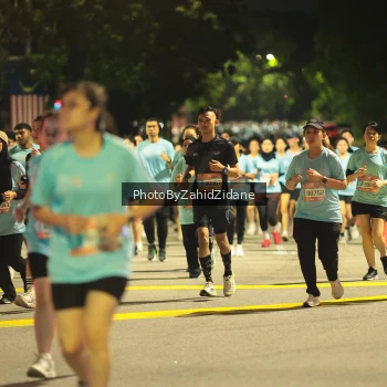 Runner Photo 3878425