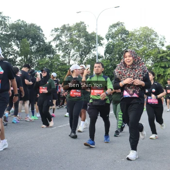Runner Photo 3878545