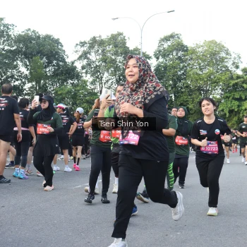 Runner Photo 3878559