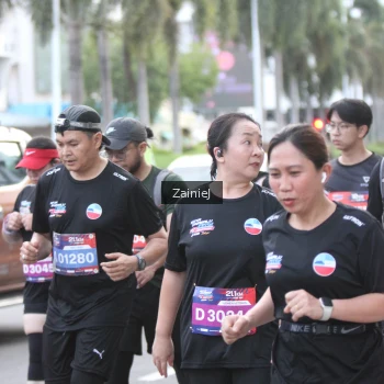 Runner Photo 3878656