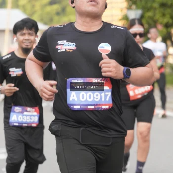 Runner Photo 3878693
