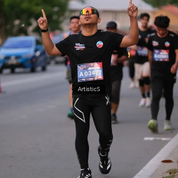 Runner Photo 3878713