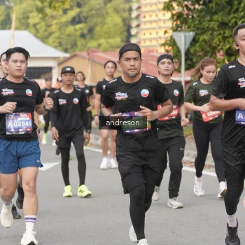 Runner Photo 3878730