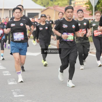 Runner Photo 3878734