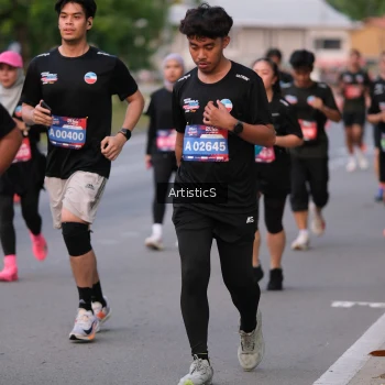 Runner Photo 3878750