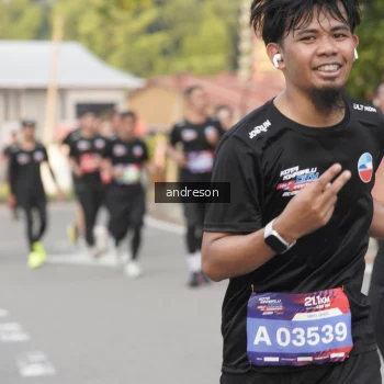 Runner Photo 3878756
