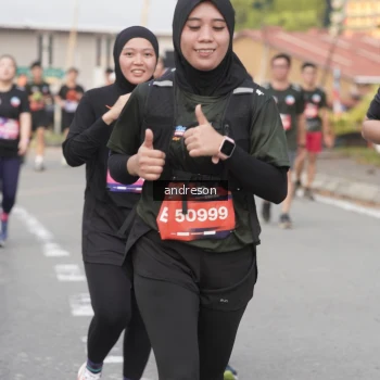 Runner Photo 3878997
