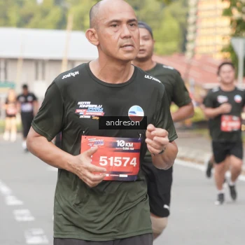 Runner Photo 3879393