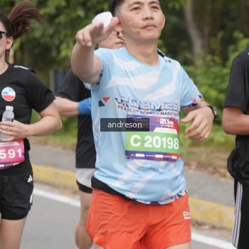 Runner Photo 3879423