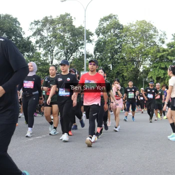 Runner Photo 3879497