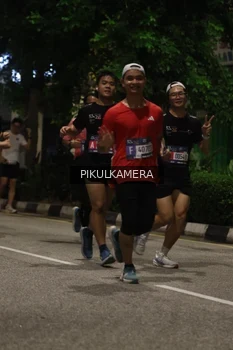 Runner Photo 3879517