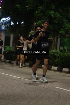 Runner Photo 3879535