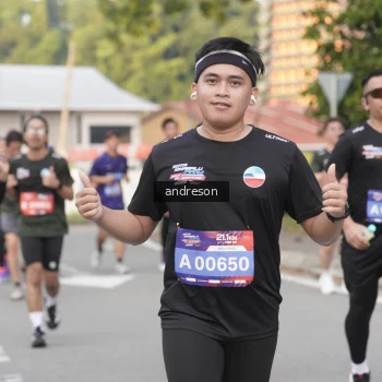 Runner Photo 3879544