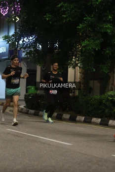 Runner Photo 3879595