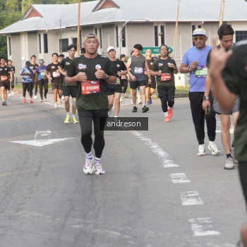 Runner Photo 3879611