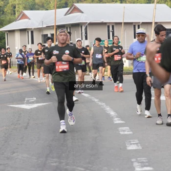 Runner Photo 3879657