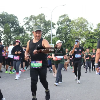 Runner Photo 3879776