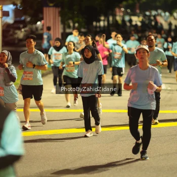 Runner Photo 3879965