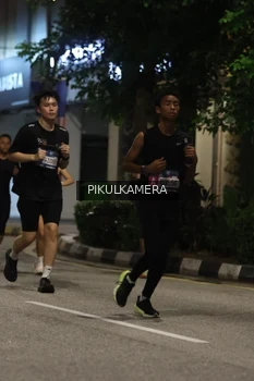 Runner Photo 3880002