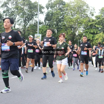 Runner Photo 3880003